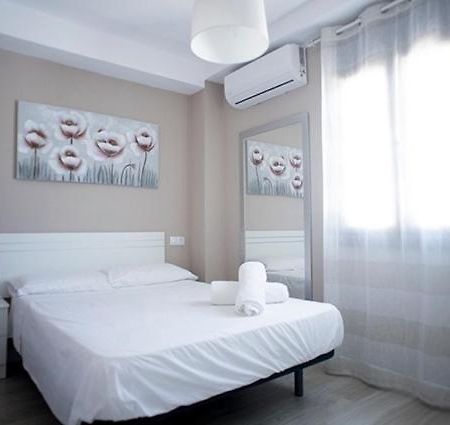 Apartamento Jardines De Cuenca Ronda Ngoại thất bức ảnh