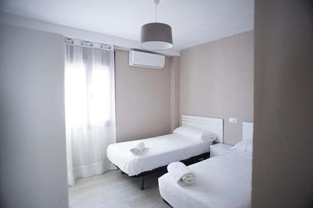 Apartamento Jardines De Cuenca Ronda Ngoại thất bức ảnh