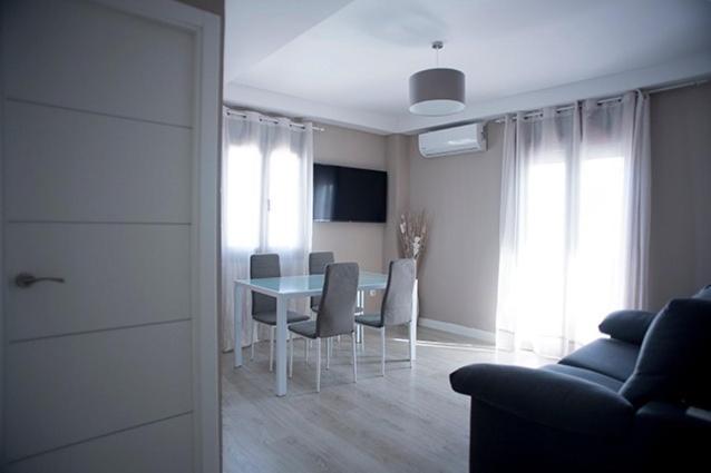 Apartamento Jardines De Cuenca Ronda Ngoại thất bức ảnh