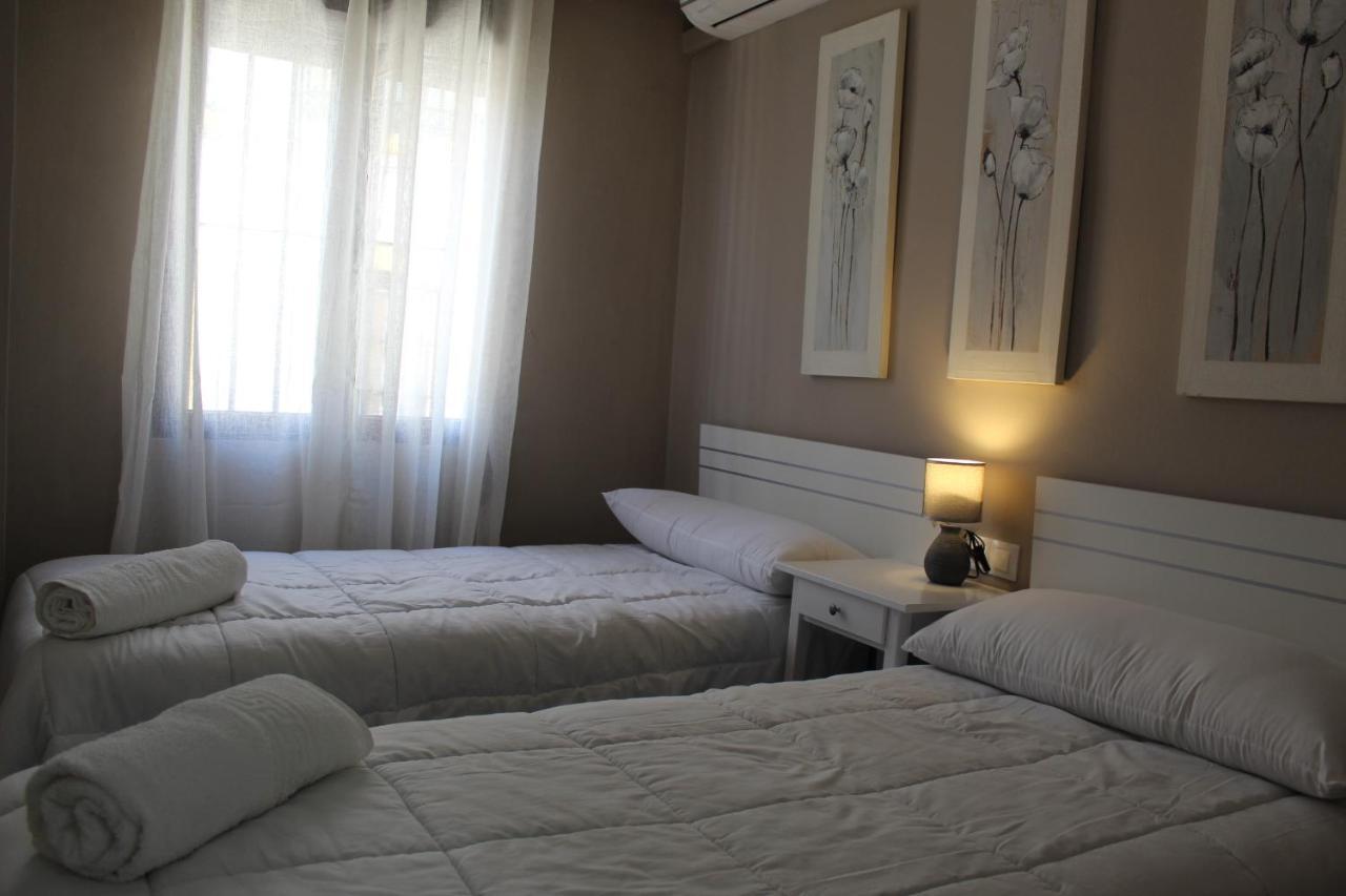 Apartamento Jardines De Cuenca Ronda Ngoại thất bức ảnh